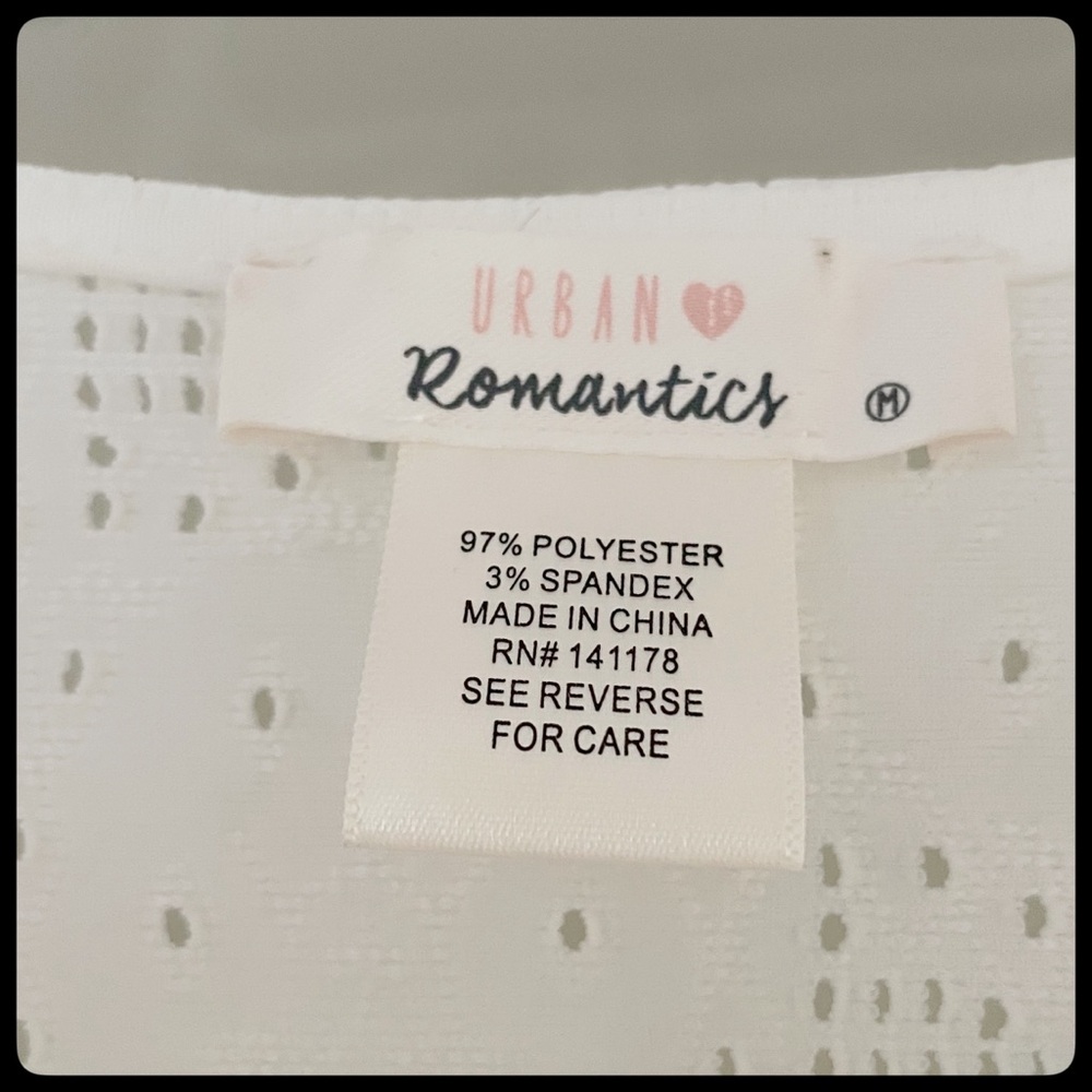 {Urban Romantics} Eyelet Lace Top - Picture 5 of 5